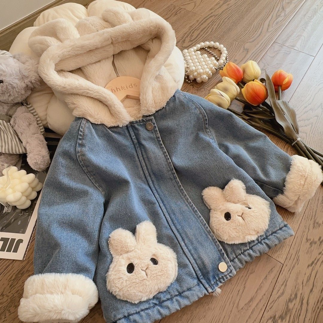 Girls' Denim Jacket with Lamb Wool Lining – Trendy & Warm Winter Coat for Kids