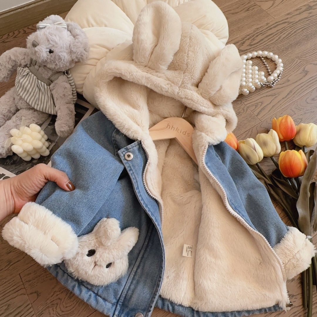 Girls' Denim Jacket with Lamb Wool Lining – Trendy & Warm Winter Coat for Kids