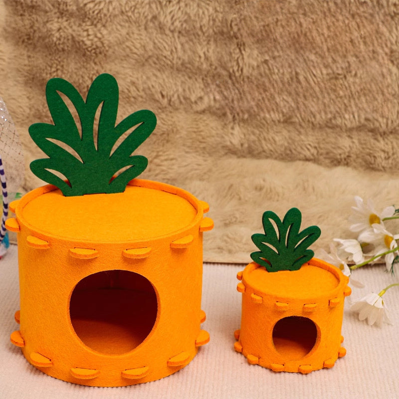 Felt Hamster House & Hideout – Carrot-Shaped Cozy Bed for Syrian Hamsters, Gerbils & Mice | Easy to Clean & Sturdy Hamster Cage Decor