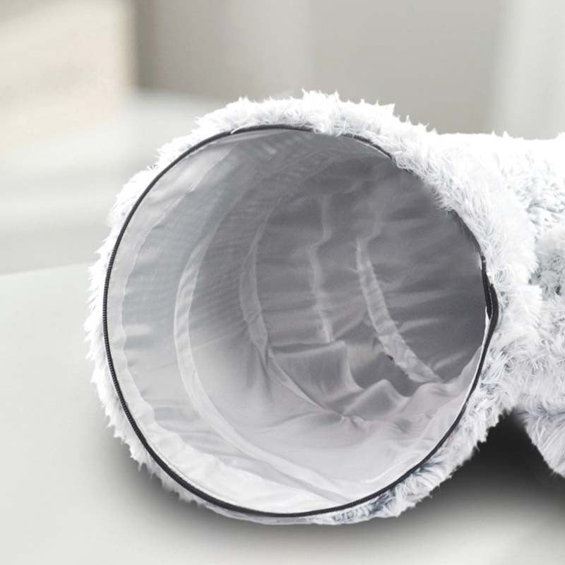 Plush warm donut-shaped cat tunnel bed for indoor cats and kittens – collapsible, soft, and perfect for play and sleep