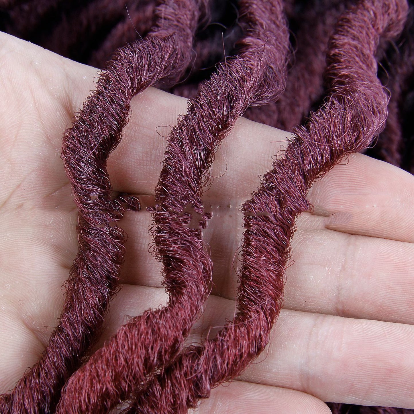 Ombre Curly Crochet Hair Extensions – Soft Synthetic Braiding Hair for Natural-Looking Protective Styles – 18” Afro Kinky Twist, Lightweight & Tangle-Free