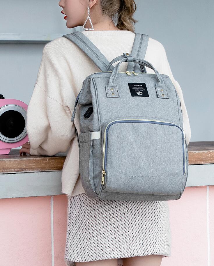 Mummy Bag with USB Port and Multi-Functional Design – Stylish and Practical Baby Care Backpack