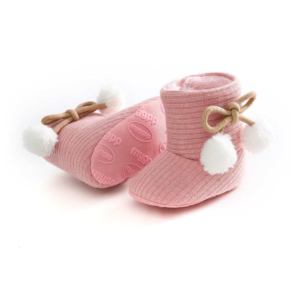 Snug-fitting cotton baby boots