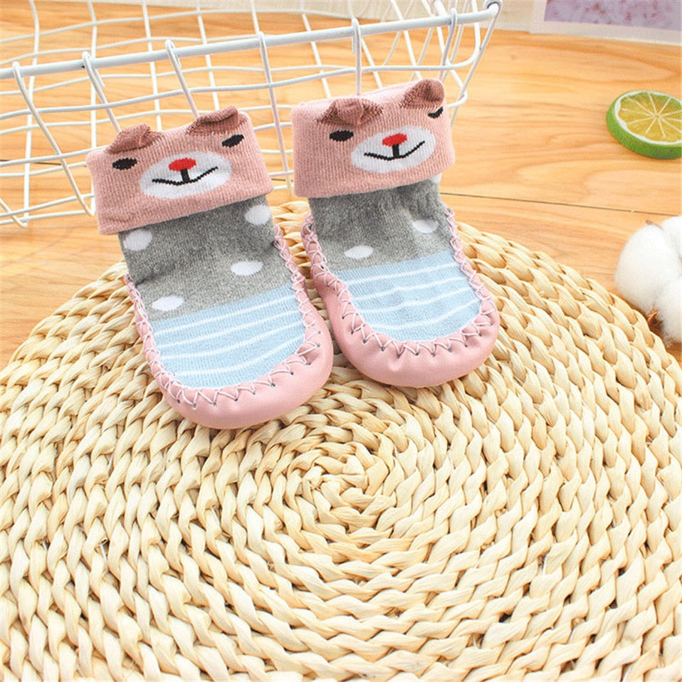 Baby socks in gift box