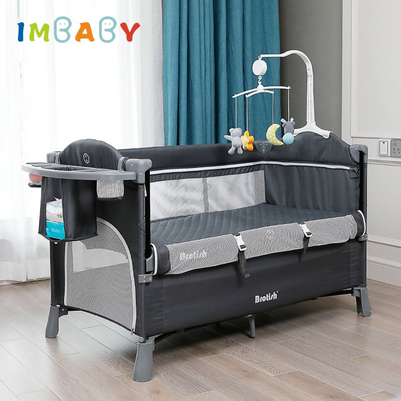 Black Portable Baby Bed 